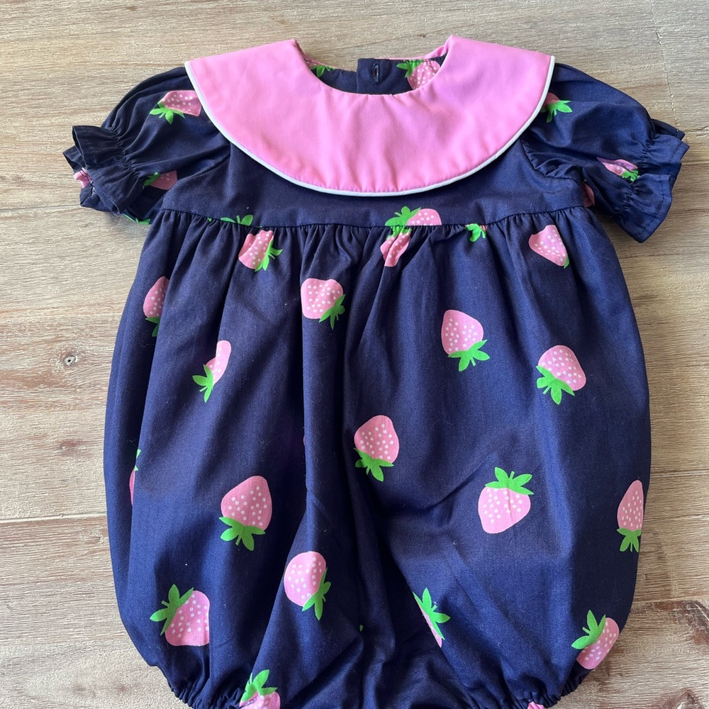 The Beaufort Bonnet strawberry bubble